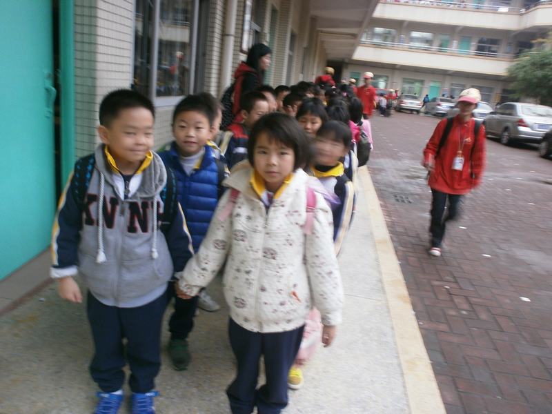 小学教师的学课堂：穿汉服给学生讲故事